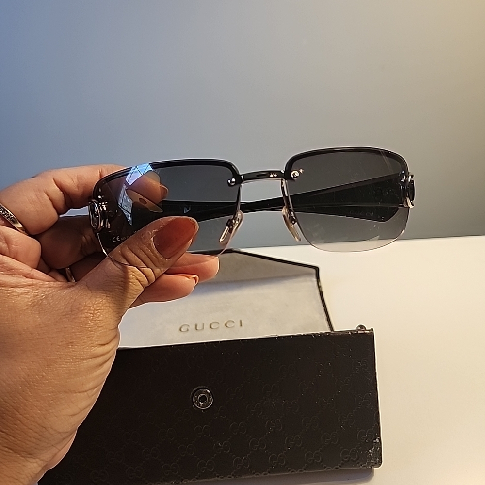 Authentic Gucci Black Sunglasses Gradient - image 2